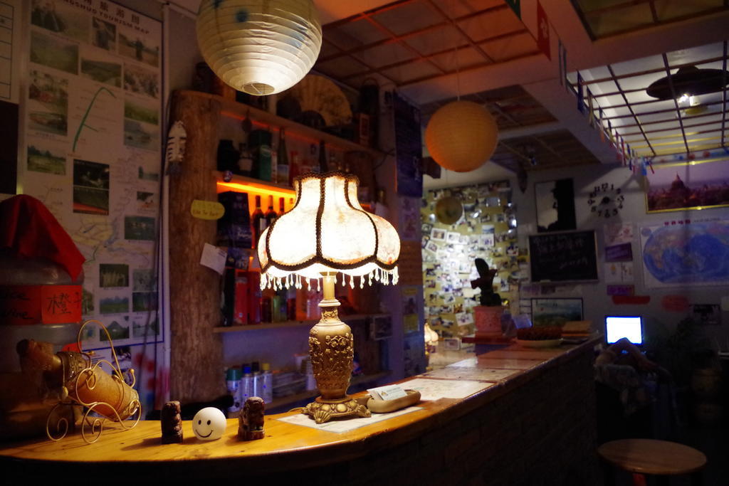 Yangshuo Travellers Land Youth Hostel Exterior foto