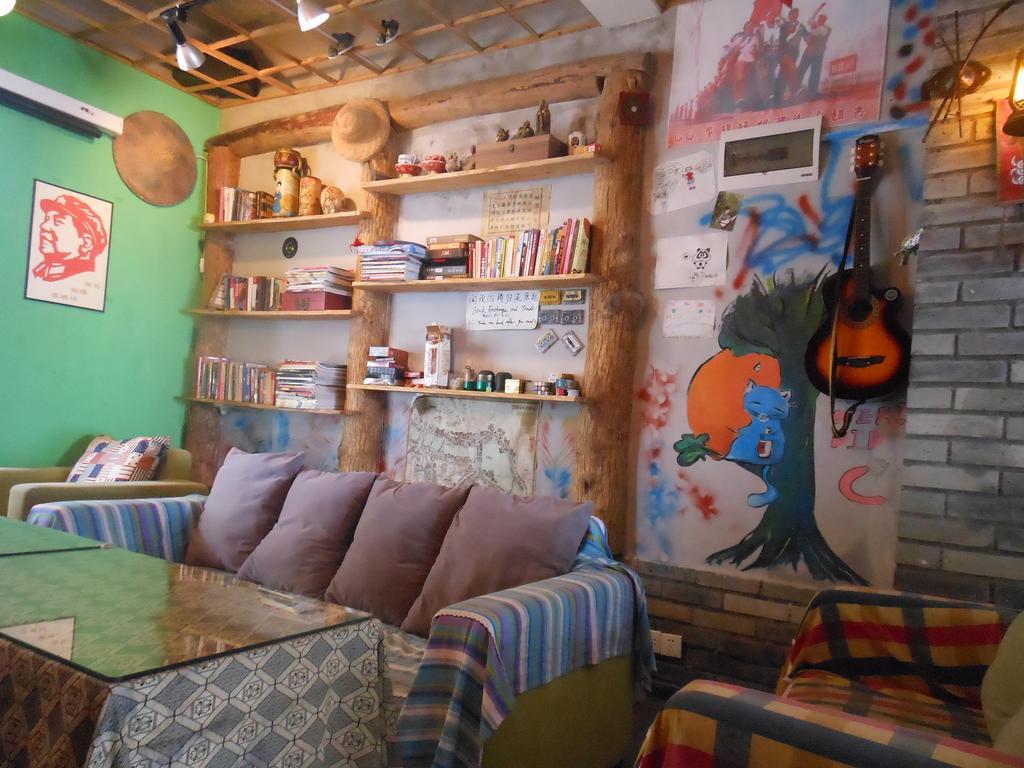 Yangshuo Travellers Land Youth Hostel Exterior foto